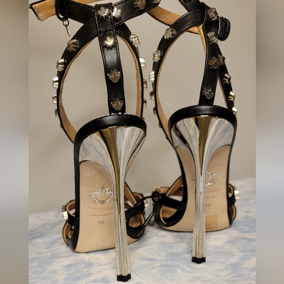 DSquared Studded Stiletto Black, Size 39 (US 8) NWT - Picture 9 of 9